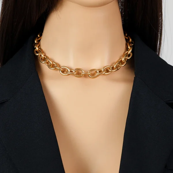 Thick Gold Chain Necklace - Image 2